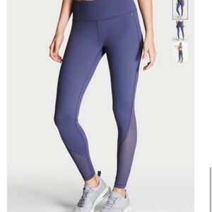 Victoria Sport Knockout Mesh Panel Tight leggings in Periwinkle blue size Small